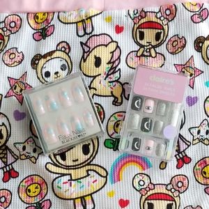 Faux nails glitter shimmer Claire's and BlackHeart